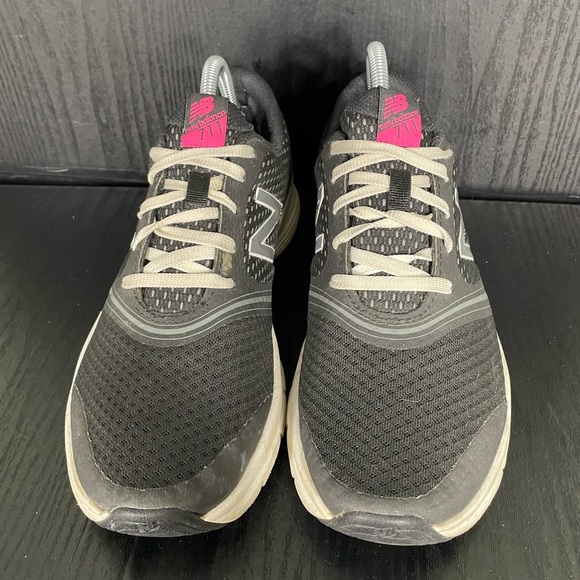 New Balance 711 Women’s size 10 - Picture 2 of 11